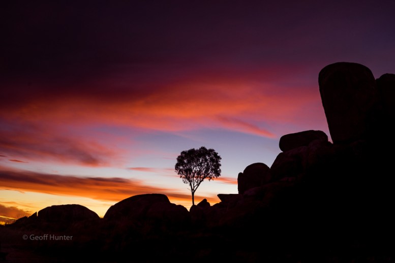 Devils Marbles Silhouette