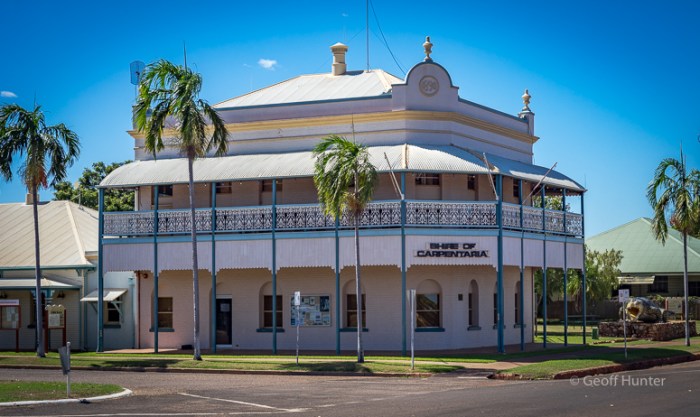 Shire of Carpentaria Building Normanton.jpg